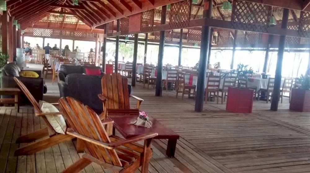 Las Palmas Beach Hotel Dixon Cove Zewnętrze zdjęcie